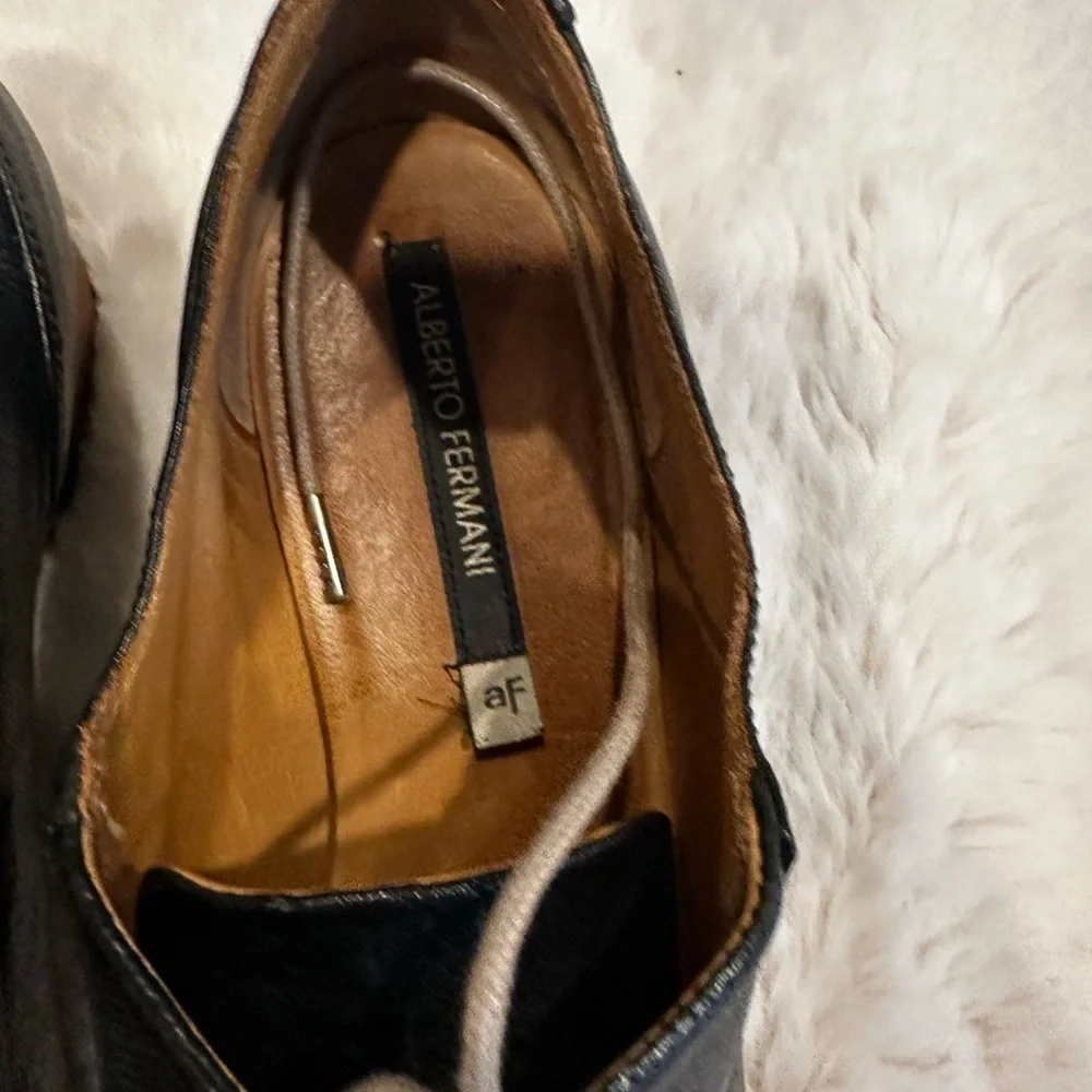Alberto Fermani elegant black
